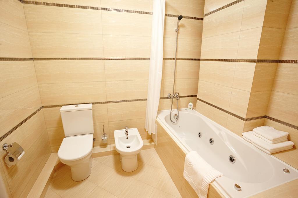 Luxury Apartment In New Building Chisinau Bagian luar foto